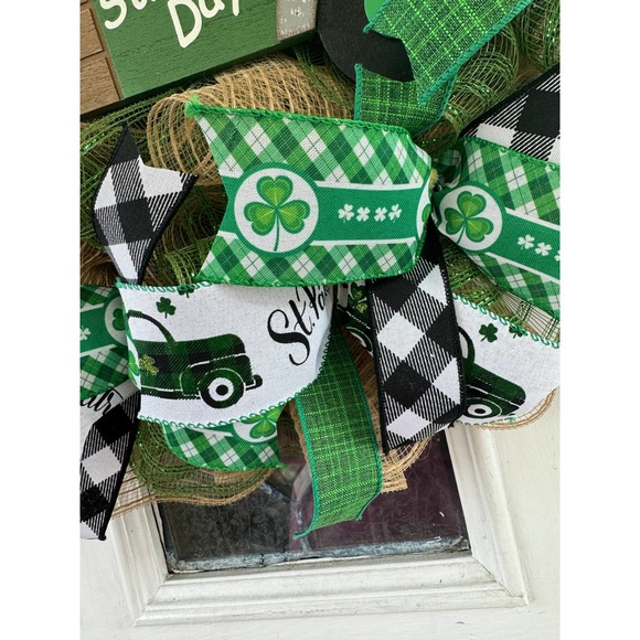 Saint Patrick’s Day Truck Farmhouse Mesh & Ribbon Wreath Door Hanger - Picture 5 of 7